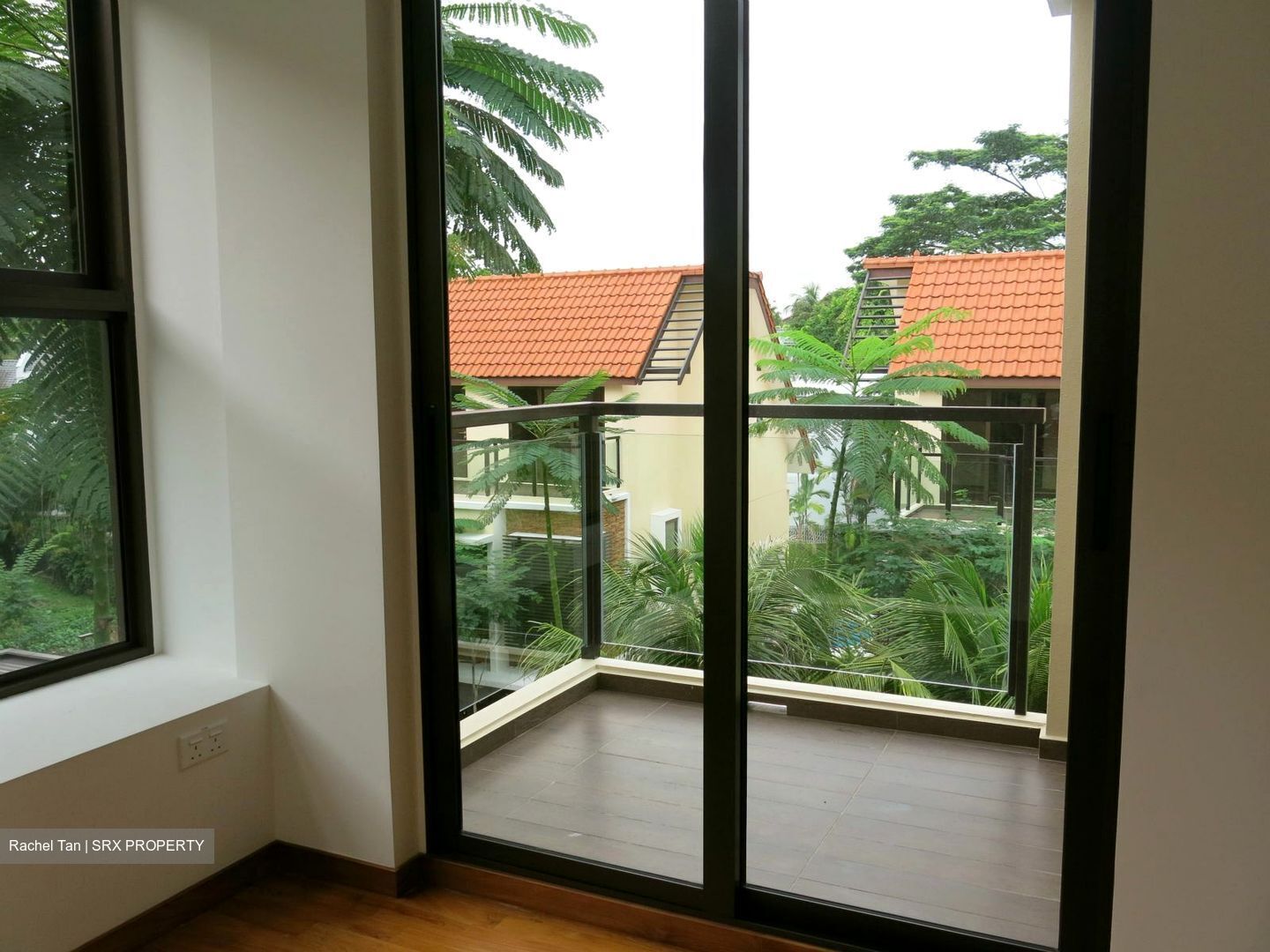 Eleven @ Holland (D10), Terrace #320649511